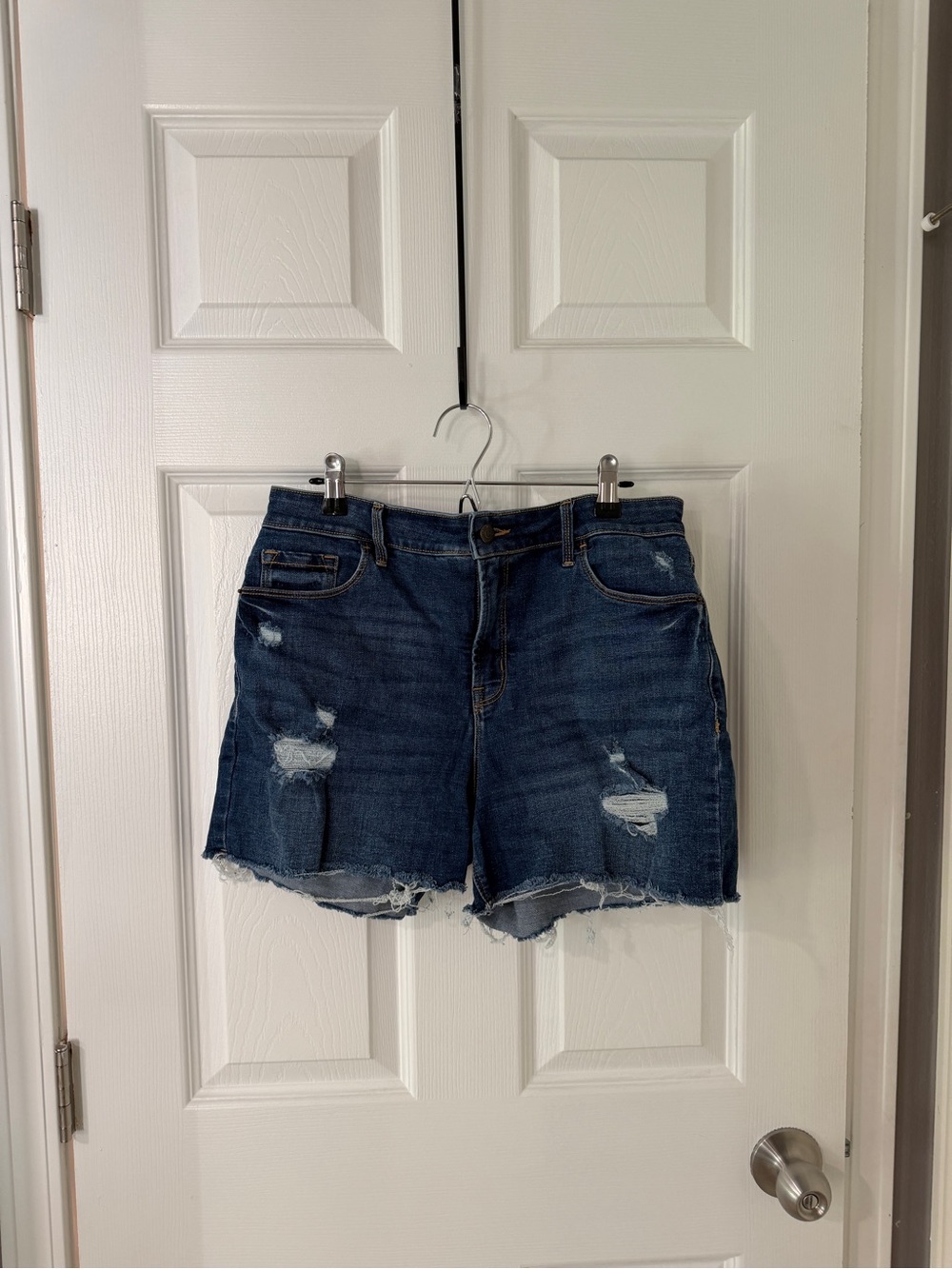 Dark Wash Distressed Denim Shorts - Old Navy